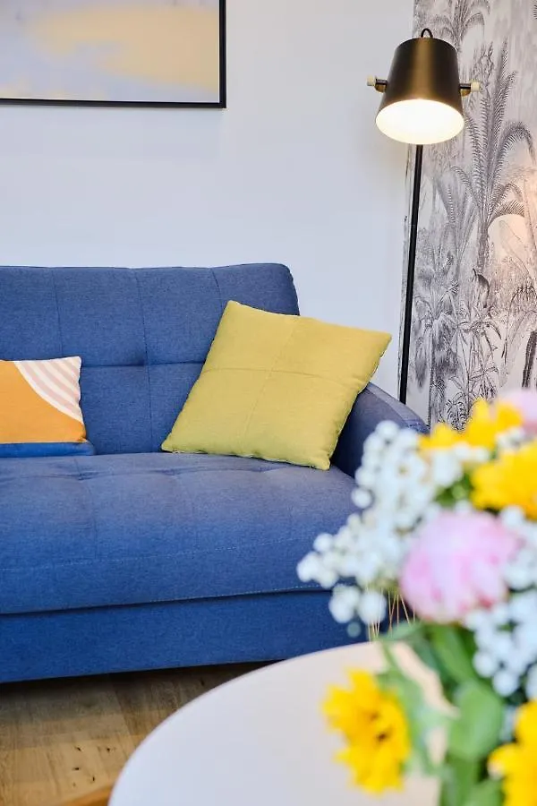 Apartament Cozy Apt near Côte des Basques w Parking! Biarritz Francja