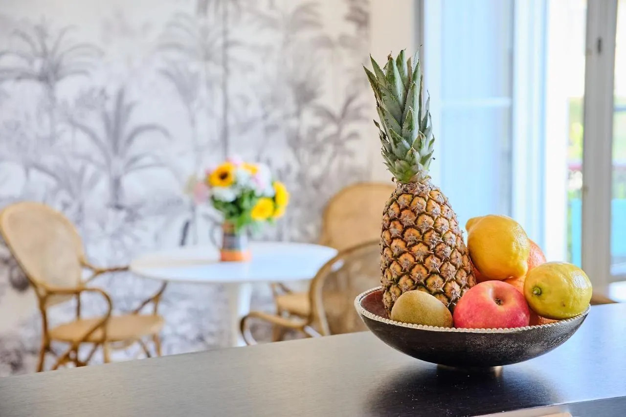 Apartament Cozy Apt near Côte des Basques w Parking! Biarritz 0*,  Francja